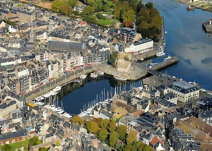 Appartement Cosy A Honfleur De 40 M² Avec Parking Prive * Honfleur