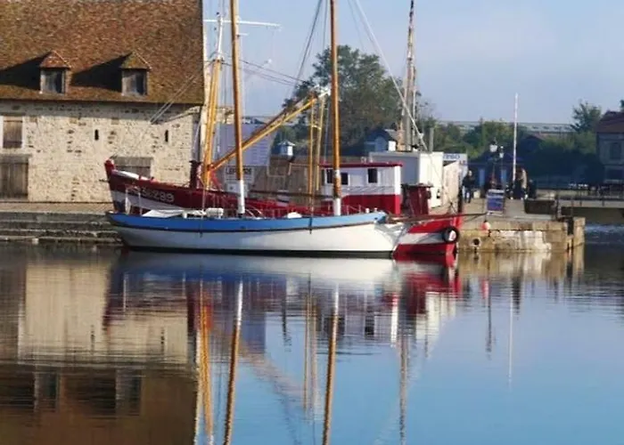 Appartement Cosy A Honfleur De 40 M² Avec Parking Prive Lejlighed